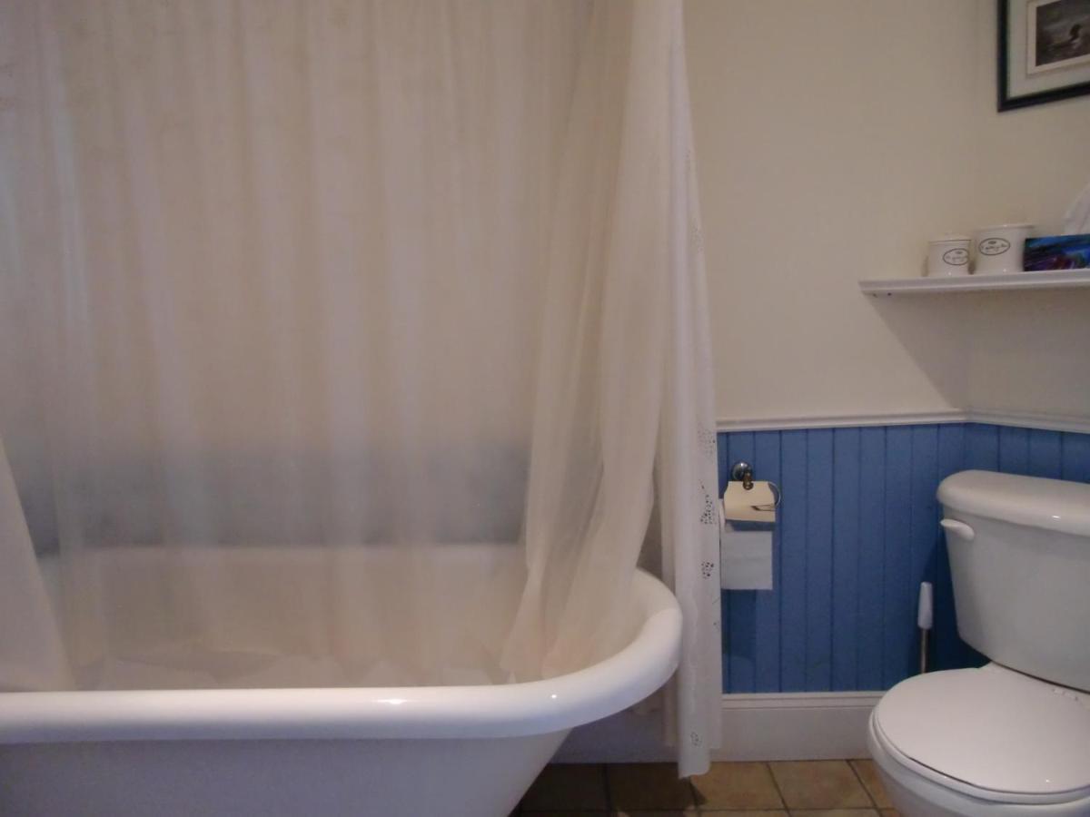 Bed and Breakfast Auberge De Lotbiniere Экстерьер фото