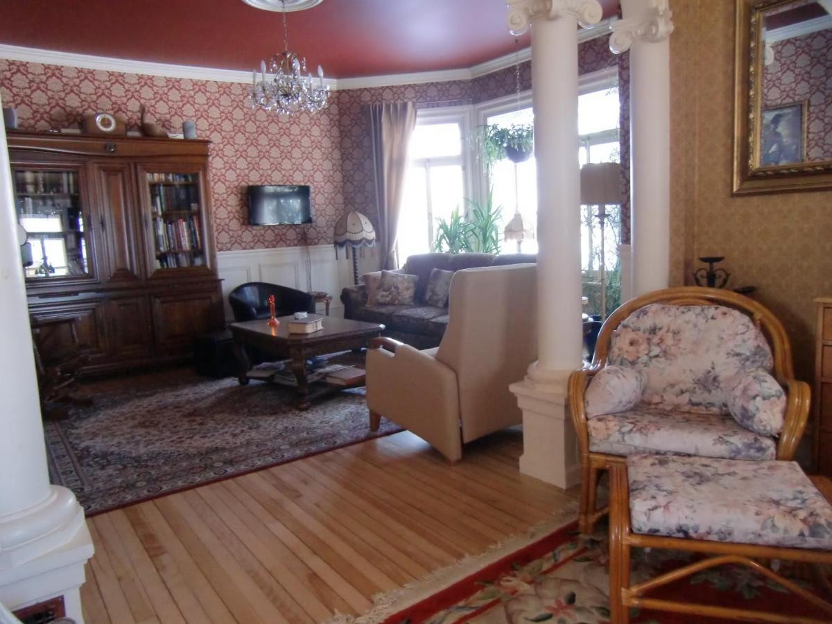 Bed and Breakfast Auberge De Lotbiniere Экстерьер фото